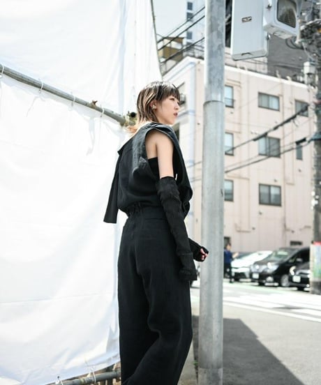 WILDFRÄULEIN "Couture salopette" Dark indigo linen.