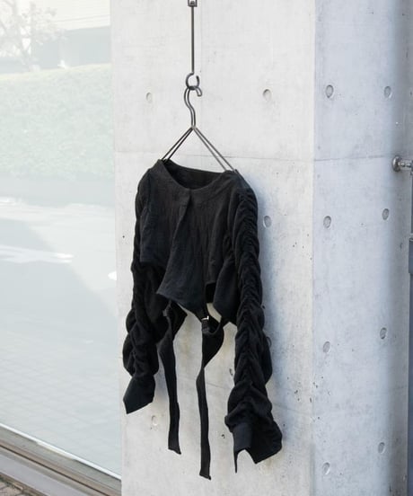 Hankes "Bontage short knit top"