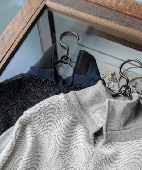 WILDFRÄULEIN "Pull overs high" Knit & Sweat shirt.