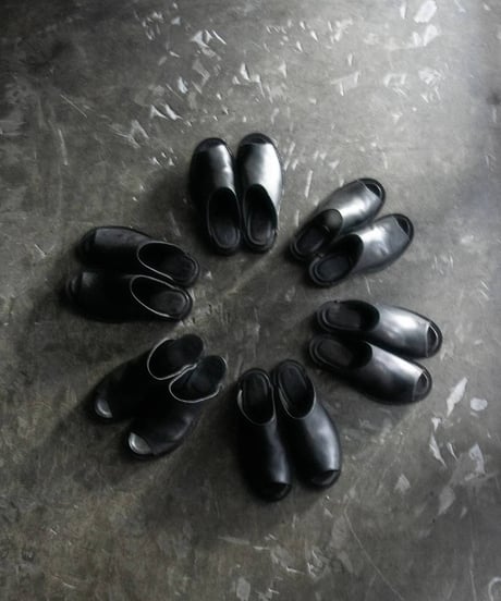 SOIIHM "Leather sandal"