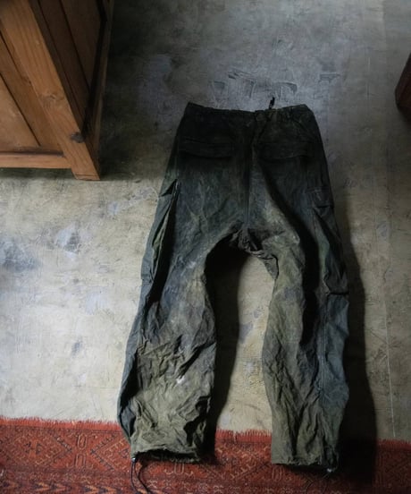 WILDFRÄULEIN "Wax tech cargo wide pants"