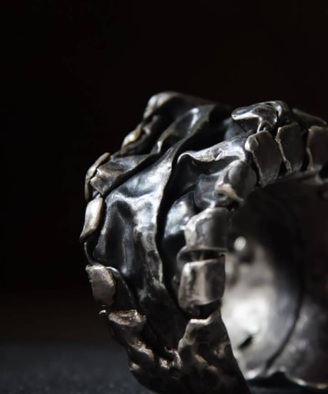 Ferric "Iron × silver gravity bangle" Big & Medium.