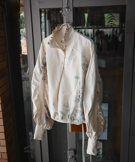 WILDFRÄULEIN "Provance flower of broach blouse"