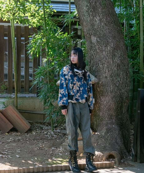 Hankes "Blue eyes flower blouson"