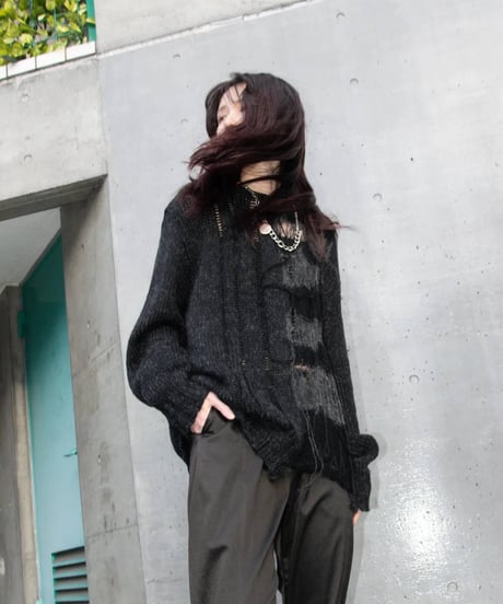 WILDFRÄULEIN "Hand knit ritz sweater" Black color.