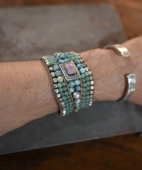 Subtle "Navajo home made bracelet"