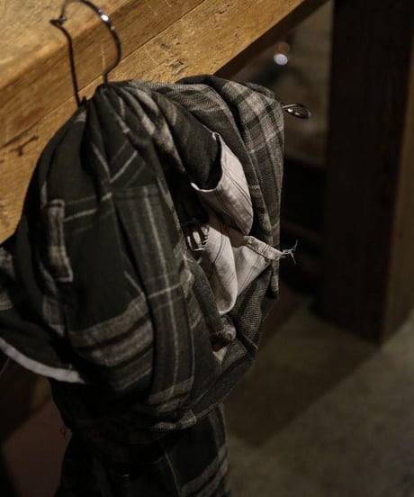 Subtle "Grunge scarf" Amish fabric.