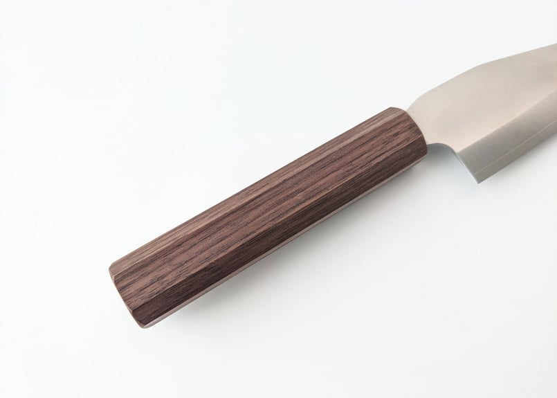 QE0012 | HATSU | VG7 | 巴刃 (小三徳) | ウォルナット八角柄 | タ