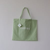 cafe shimaのオリジナルのカバン　　グリーンチェック生地×白ロゴ文字