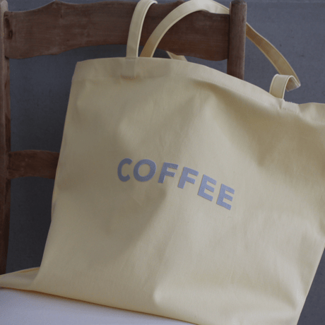 cafe shimaのオリジナルのカバン　　黄色生地　×   グレーロゴ文字