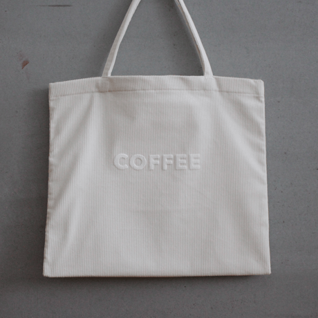 cafe shimaのオリジナルのカバン　白コーディロイ太畝生地　×  白ロゴ文字