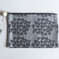 ポーチ <ground figure> light gray