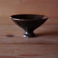鉄釉　高台小鉢