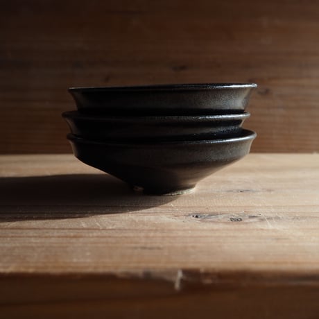 黒釉　豆皿