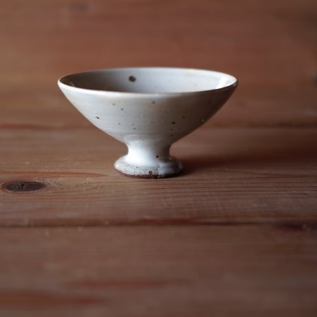 白化粧　高台小鉢