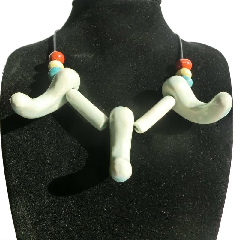 勾玉 管玉 首飾り 管玉ネックレス＞ 勾玉付き管玉ネックレスを手に古代を思う | 日本翡翠