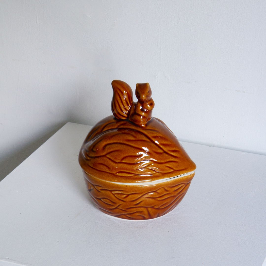 Squirrel and Walnut Canister | pacificacollecti