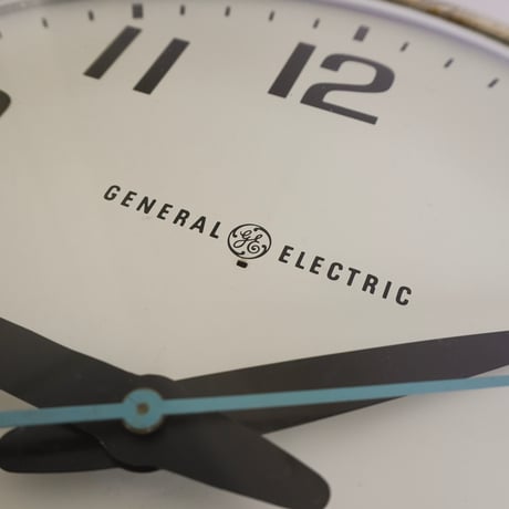 Vintage GENERAL ELECTRIC Wall Clock