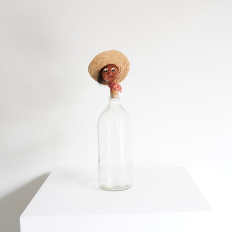 Glass bottle