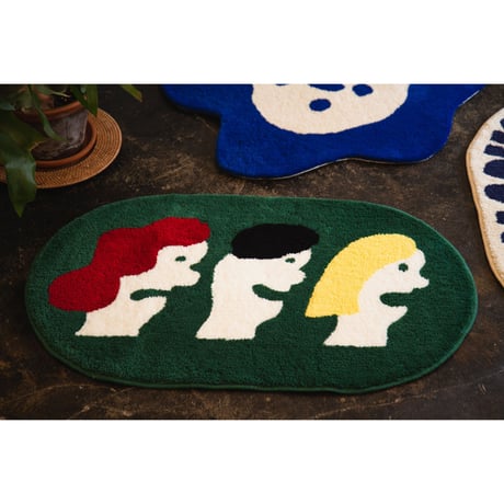 Tomoe Miyazaki "横顔3人" Rug