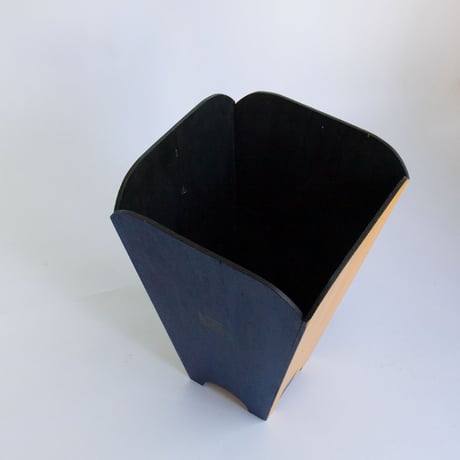 Trapezoidal box