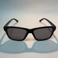 Ajna Glasses　伊藤光学偏光レンズ　グレー
