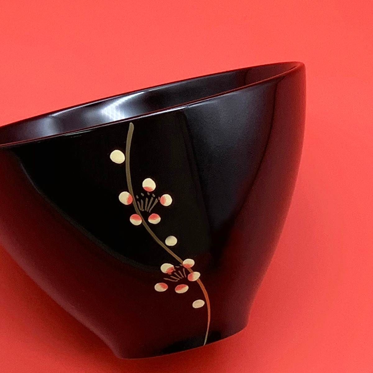 梅 夫婦汁椀 黒と古代朱 | 【公式】うるしギャラリー久右衛門