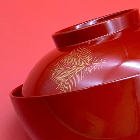 沈金若松 雑煮椀（朱）