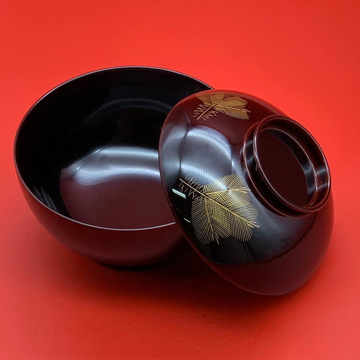 沈金若松 雑煮椀（溜） | 【公式】うるしギャラリー久右衛門