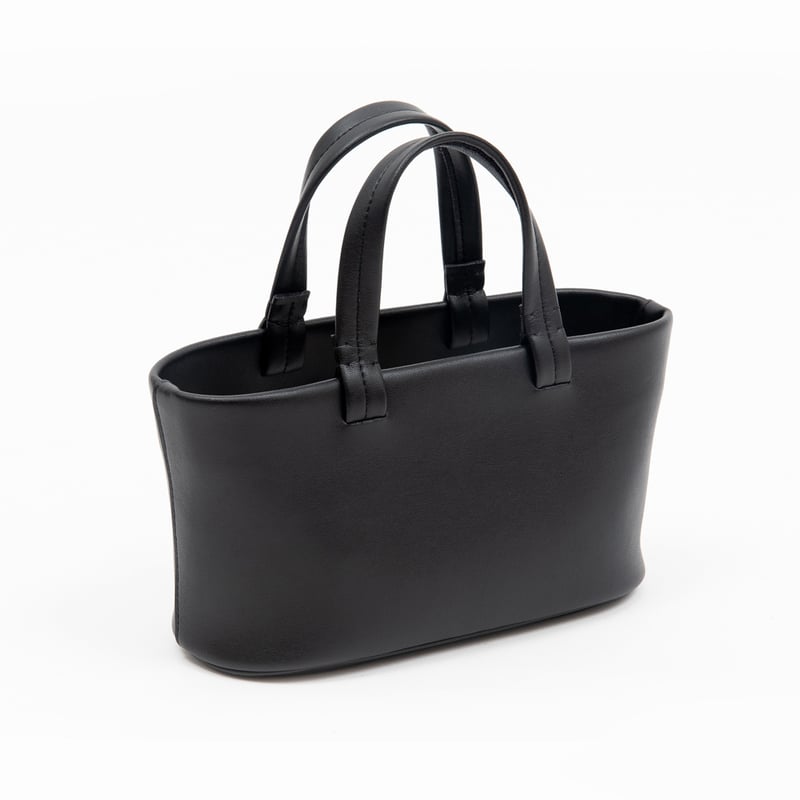 【希少】SCUE トゥモローランド 別注 T 012 レザーバッグ 希少】SCUE トゥモローランド 別注 T 012 レザーバッグ - メルカリ