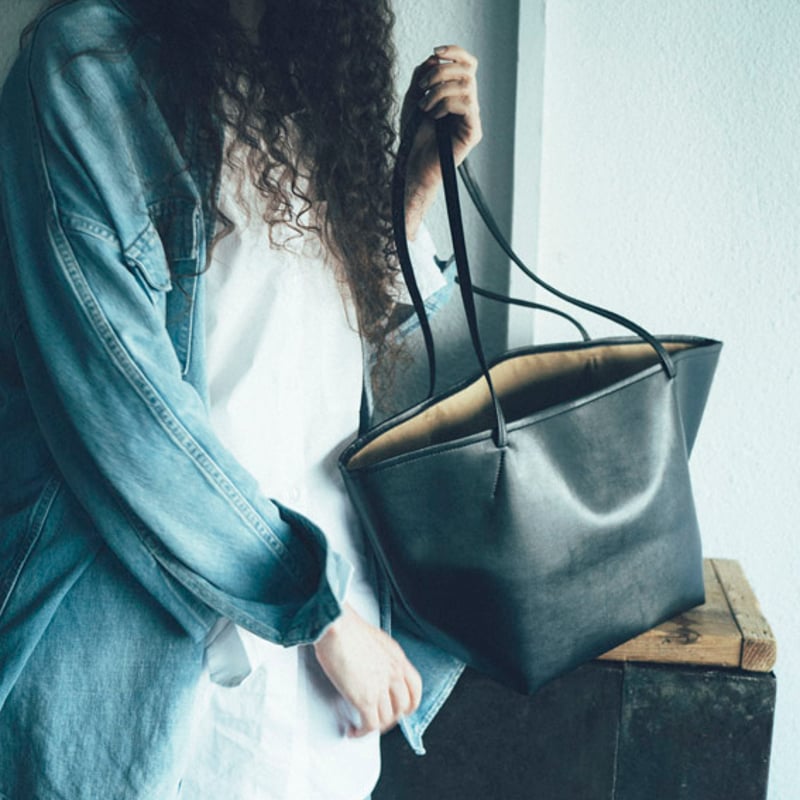 【nonobu】SCUE スキュートートバッグ ブラック SCUE/スキュー】Short handle tote バッグ (Large)（トート