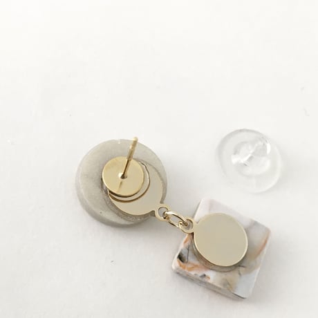 【POC-008】マーブルピアス -ishimoyou-　オフホワイト×ストーン