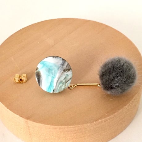 【POC-015】マーブルピアス -pom pom-　ストーン×グレー