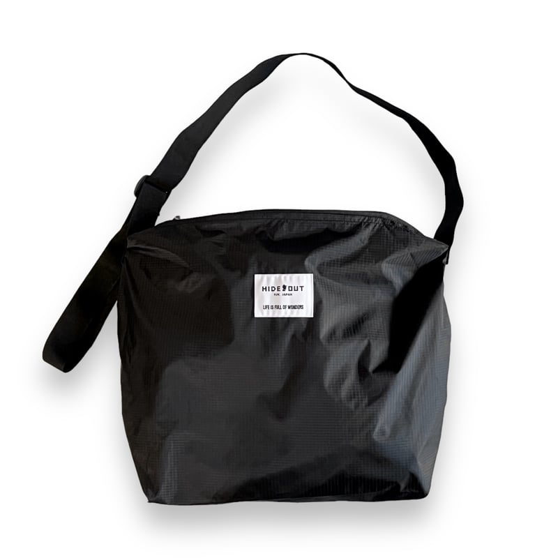 ナイロン ブラック ショルダーバッグ PRADA プラダ ショルダーバッグ ナイロン/サフィアーノレザー