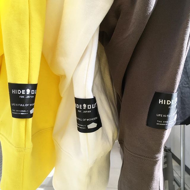 ボックスロゴワッペンパーカー white/yellow/charcoal/M/L/XL | H...