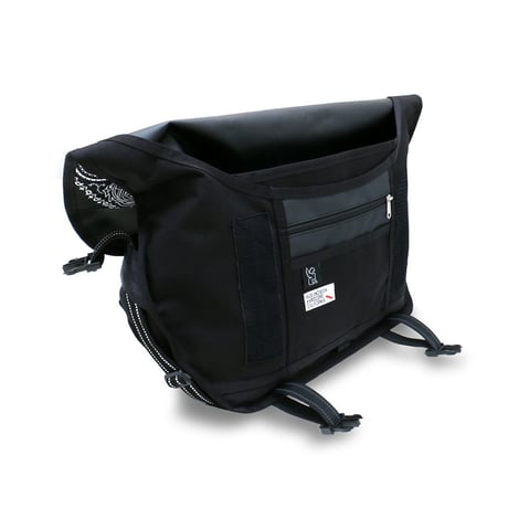 CHROME CUSTOMS BANDANNA MESSENGER BAG