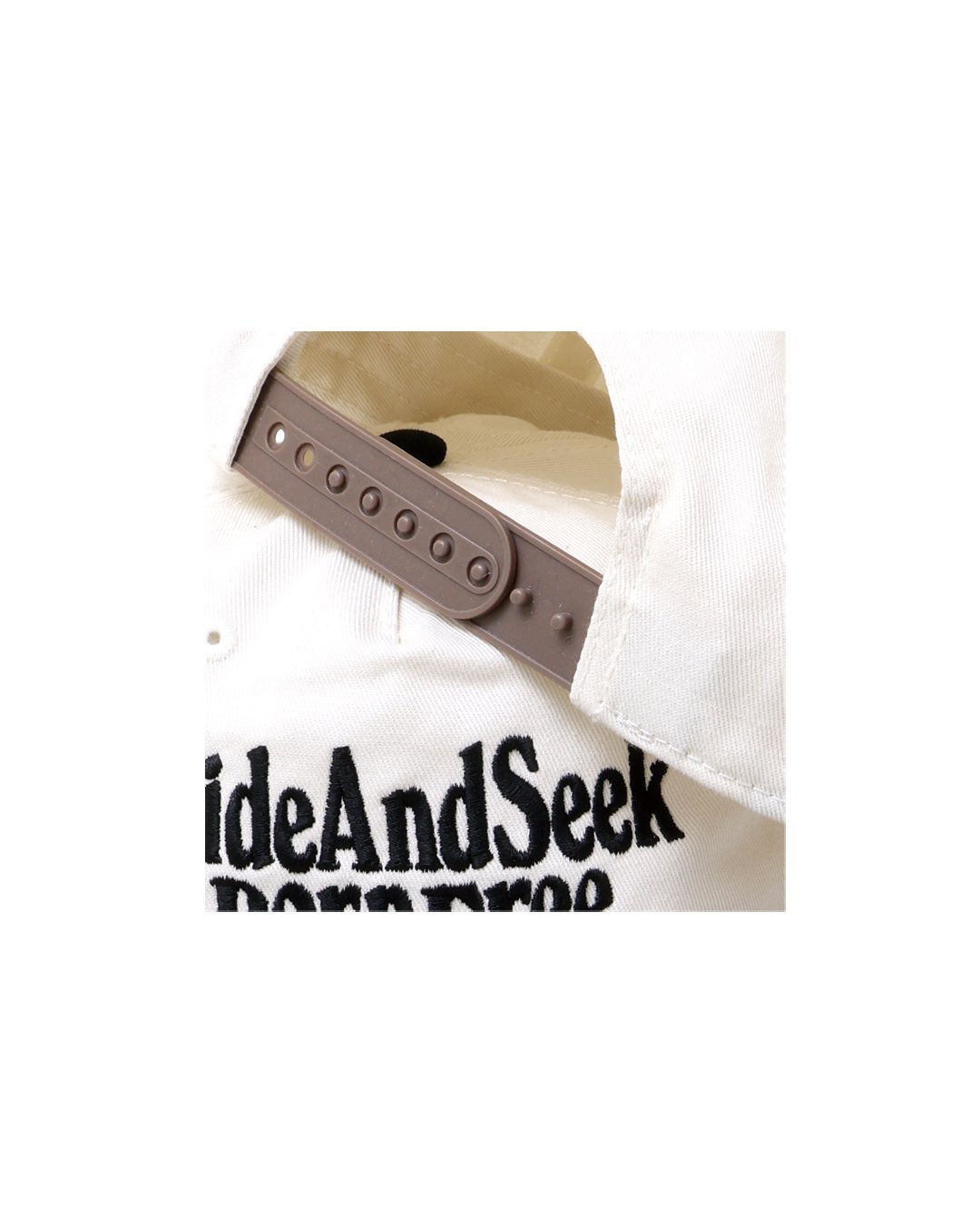 Born Free 2Tone Cap | HIDE AND SEEK Official We