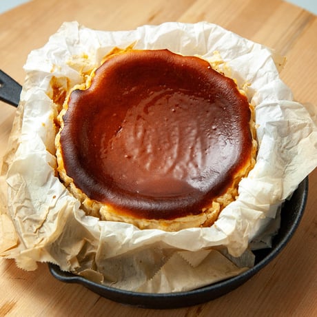 【受注販売】メープルバスクチーズケーキ【GAGNONホールケーキ17ｃｍ】