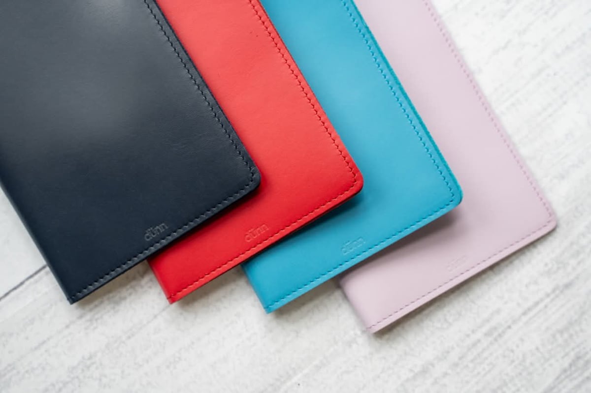 ノート2冊を包む「dünn dual notecover」先行予約開始！（7/31まで） |
