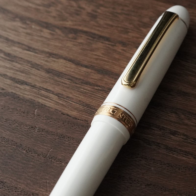 万年筆#3776 センチュリー シュノンソーホワイト 細字（プラチナ万年筆