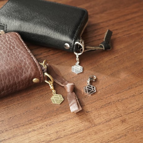 minimaround｜シンプルで自由な小さい財布（マロン）CT10