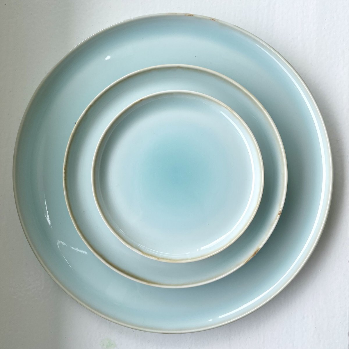 大明成化年製 青い絵柄の皿8枚セット　箱アリ 大明成化年製 青い絵柄の皿8枚セット 箱アリ Yahoo!オークション -「