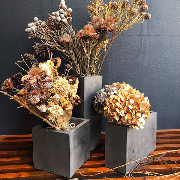 kawara dried flower vase (vertical) / 瓦のドライフラワー