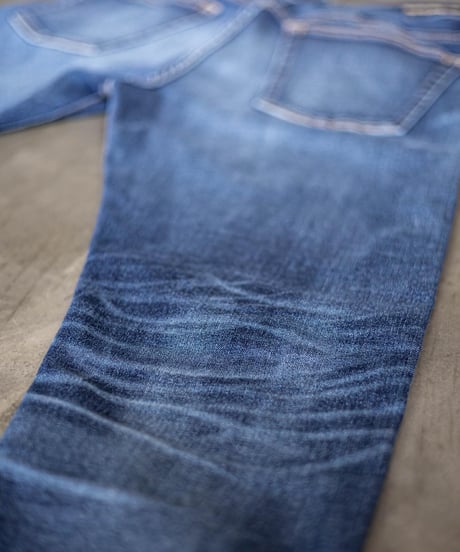 【最後の2着｜再入荷なし】ご支援額：1,000万円超／世界陸上メダリストが本気で走れる／2倍のび〜る超撥水デニム『GUM-GUM JEANS』BLUE／ミッドブルー／加工有りヴィンテージカラー