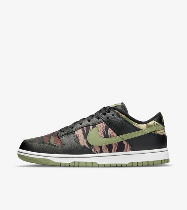 定価販売／送料込】新品NIKE DUNK LOW SE Black Multi-Camo |...