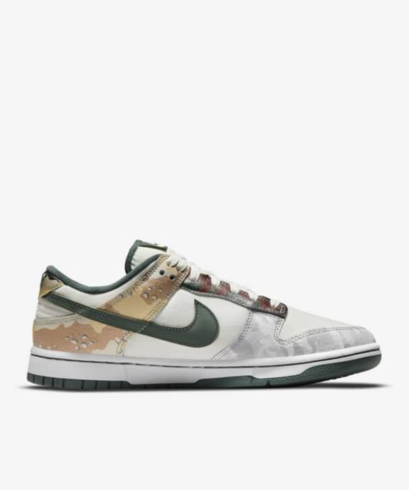 送料込/最安値】新品NIKE DUNK LOW SE Sail Multi-Camo | R