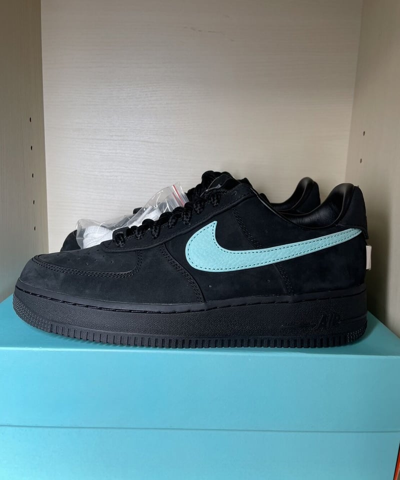 送料込／国内最安値に挑戦！】新品未使用Tiffany & Co. × Nike Air Fo