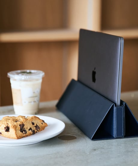 【特許取得】快適性を極めたPCケースの最高到達点／4WAY撥水本革パソコンケース／LEATHER ORIGAMI®