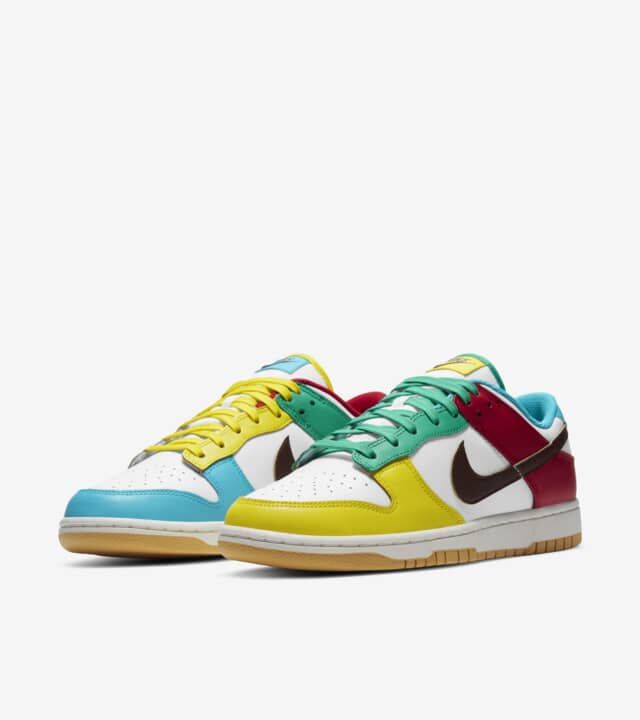送料込/最安値】新品 NIKE DUNK LOW SE 