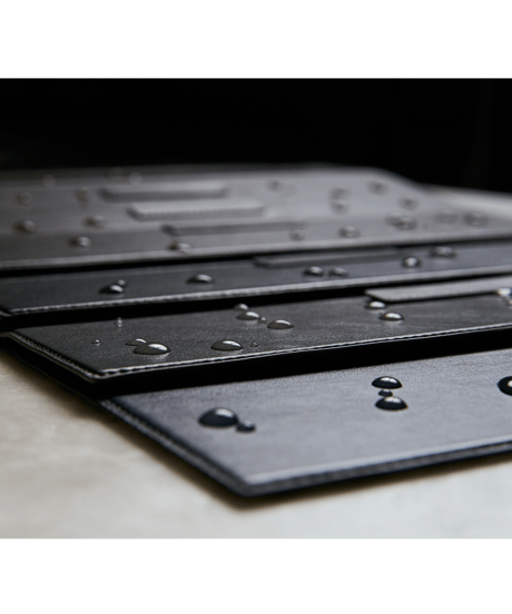 【特許取得】快適性を極めたPCケースの最高到達点／4WAY撥水本革パソコンケース／LEATHER ORIGAMI®